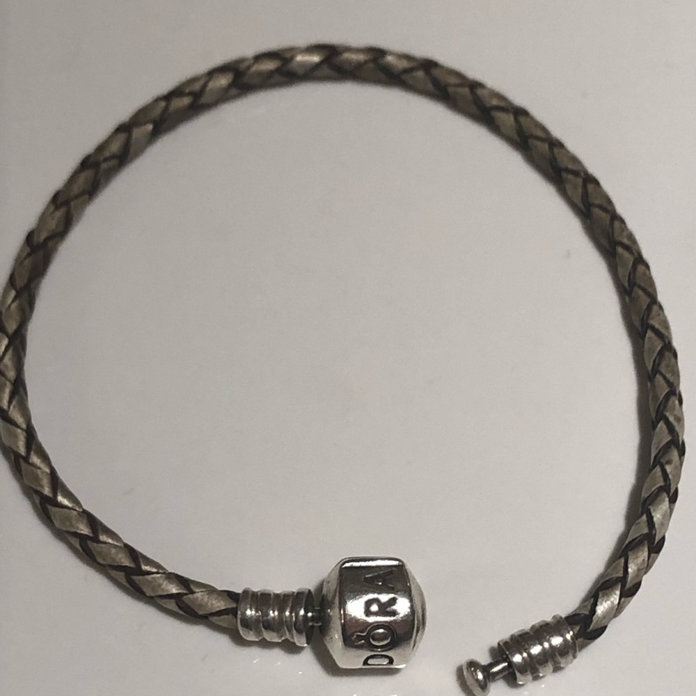 Pandora leather bracelet champagne